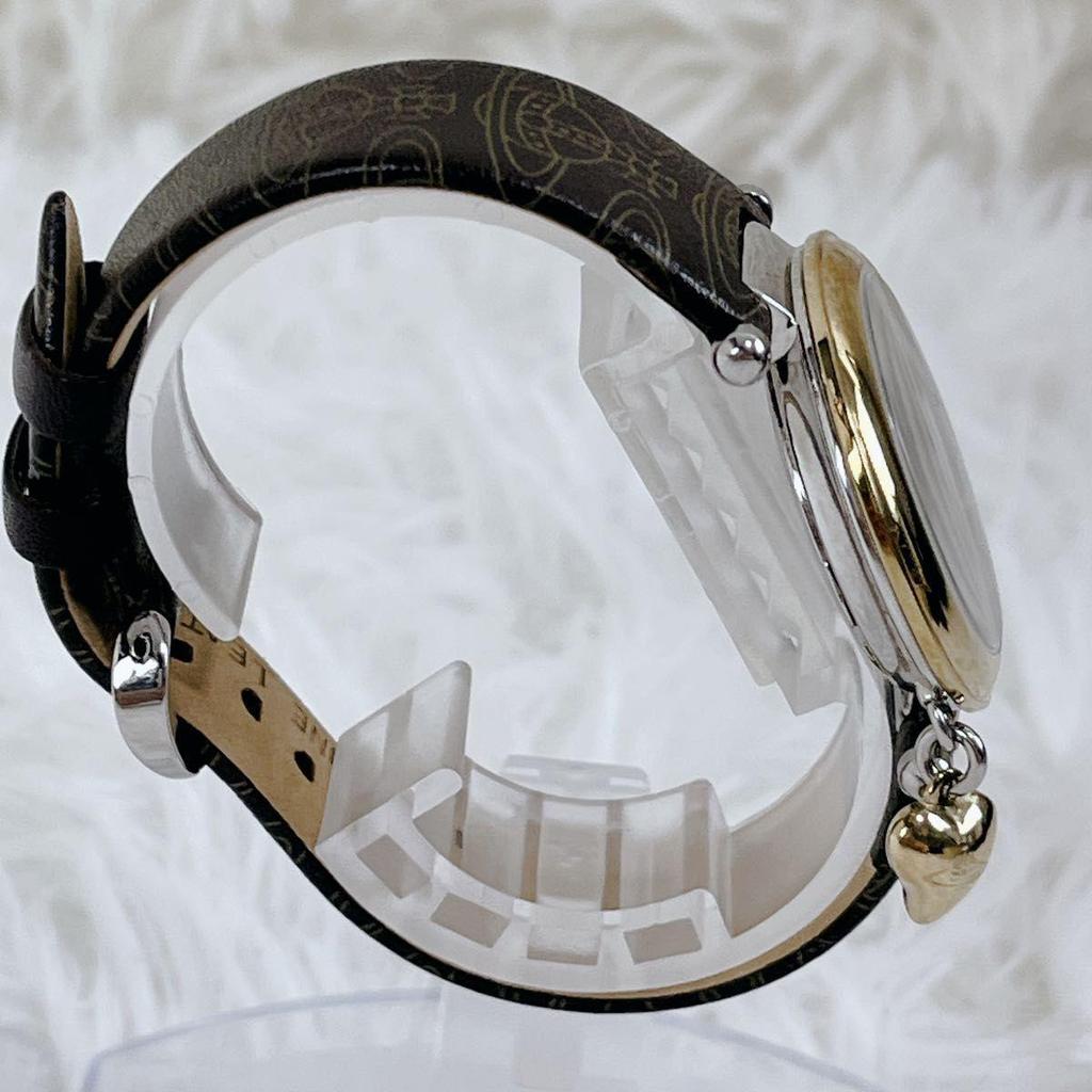 Used Working Item Rare Out of Print Vivienne Westwood Heart Charm Orb All-over Pattern Belt Watch Vivienne Westwood