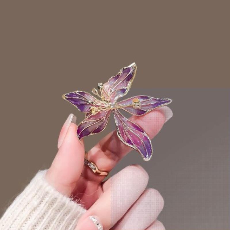 

Personality Exquisite French Style Iris Flower Brooches for Women Clothing Coat Jewelry Accessories