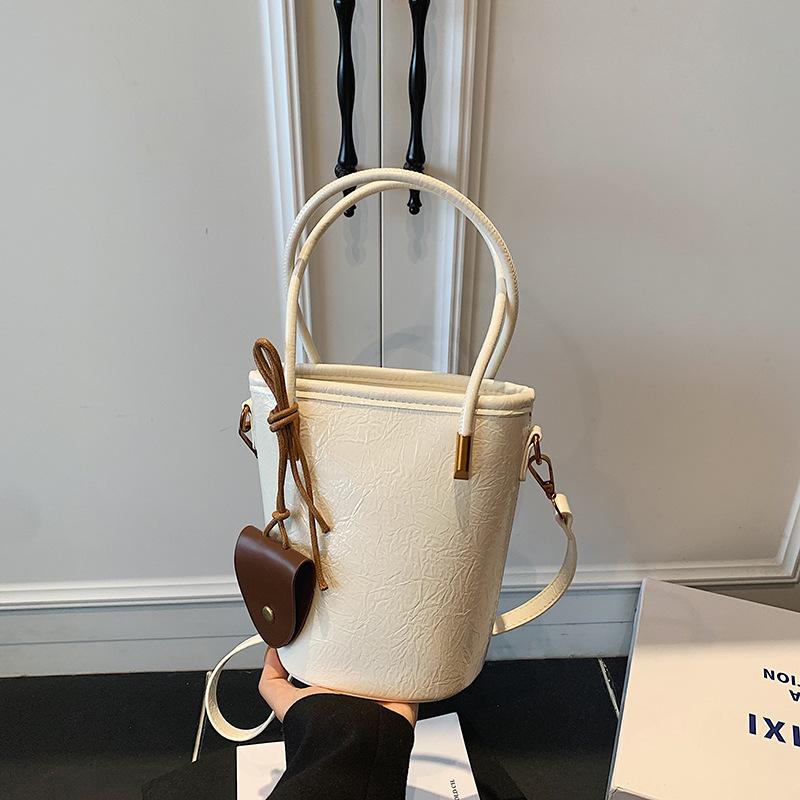 Today's Popular Small Bags for Women's Summer New Simple and Versatile Messenger Bags Bucket Bags