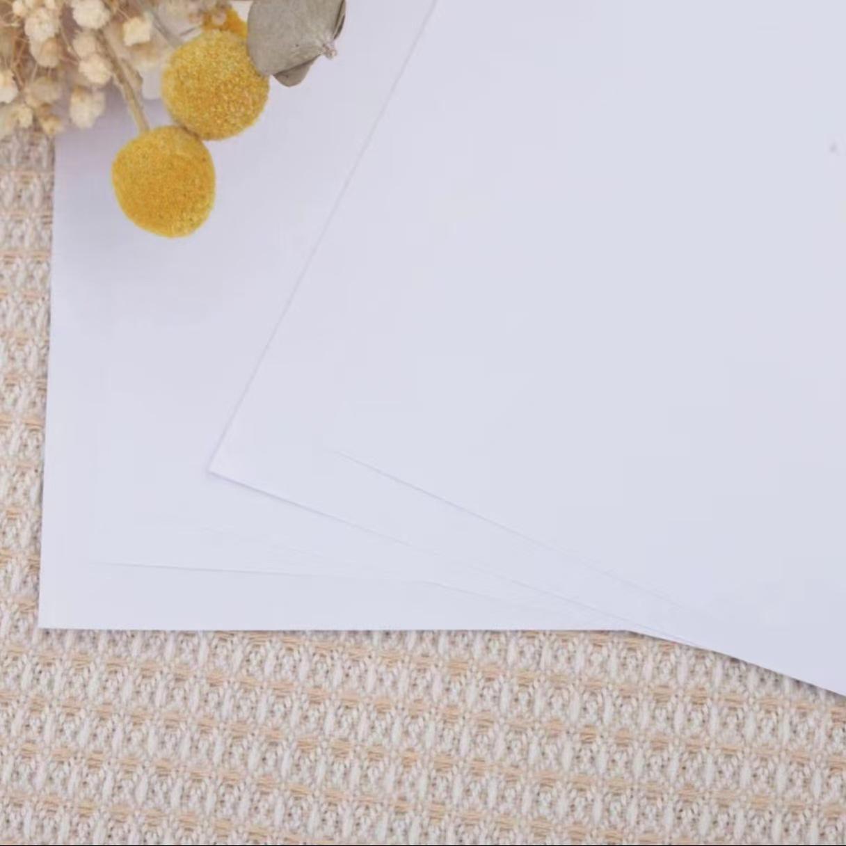 

80 г Бумага для копирования формата А4: Высококачественная электростатическая бумага для двусторонней печати. Принимает экспортные заказы. 210*297 mm