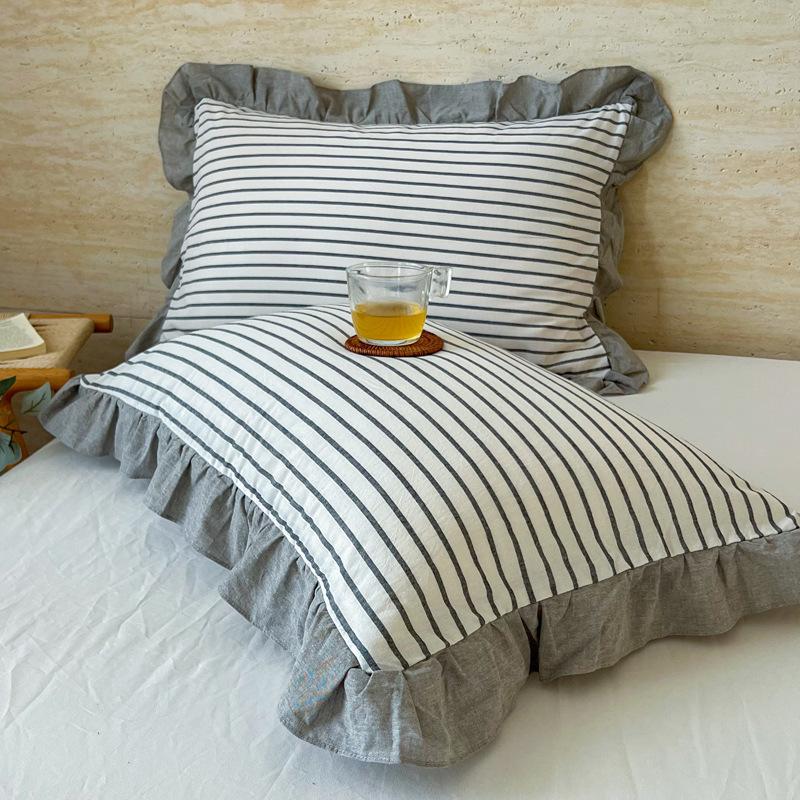 

2pcs Elegant White Ruffled Lace Pillowcases - Soft, Skin-Friendly Fabric | Versatile & Comfortable for Bedroom, Living Room Decor 2pcs 48Cmx74cm pillowcase