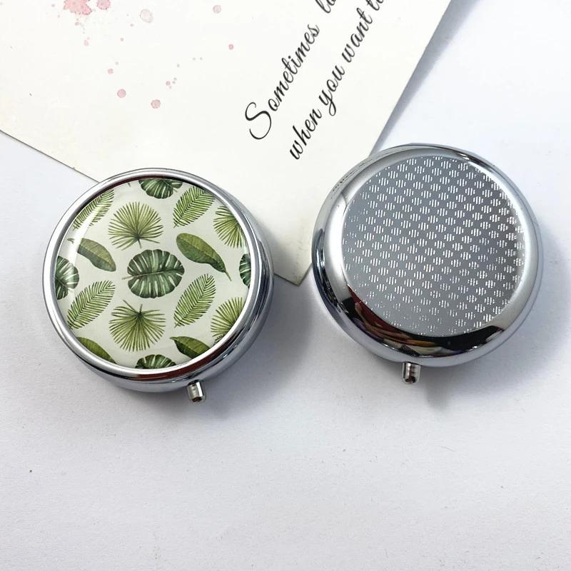 Metal Round Natural Flowers Pill Boxes Holder 3 Grids Medicine Case Small Portable Case Container Splitters