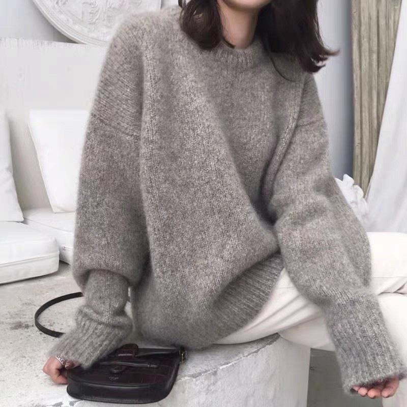 Women's European-Style Loose Wool Sweater, Round Neck, Thick Cashmere Knit, Heavy Solid Color, Three-Strand Base Layer.