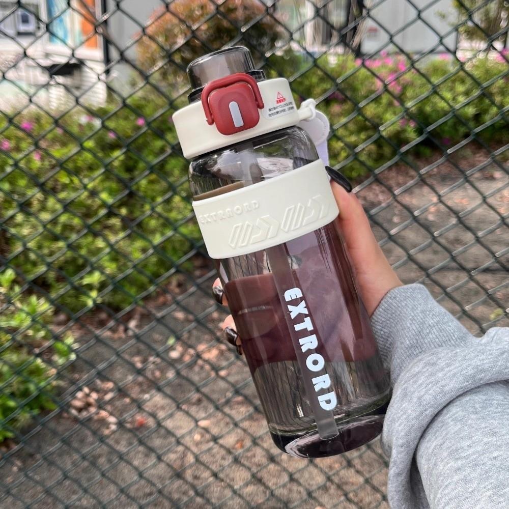 Leakproof Sports Water Bottle Large Capacity Travel Kettle Portable Straw Water Jugs