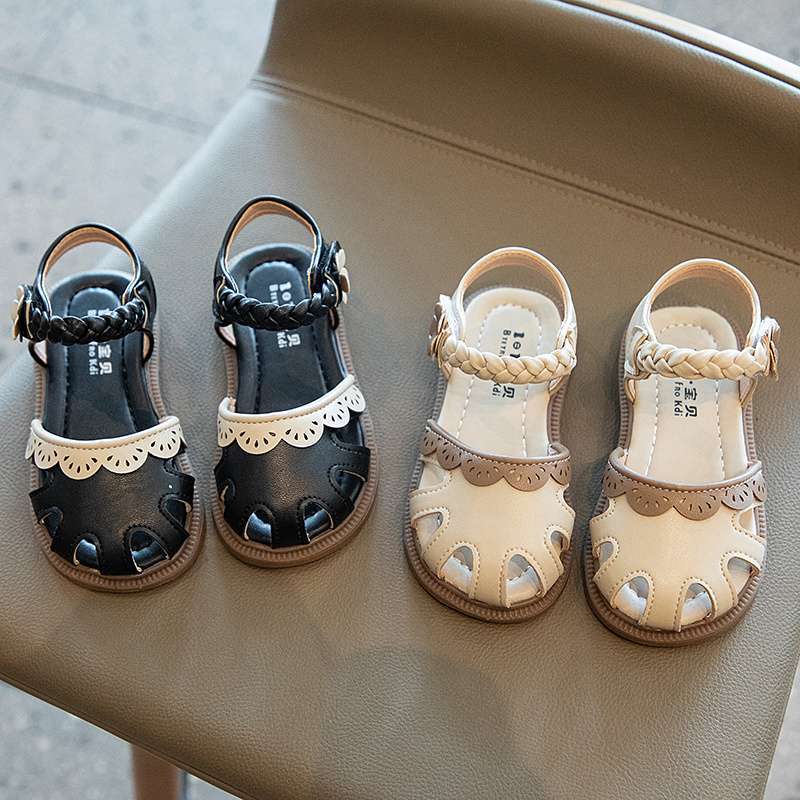 Girls baby sandals summer children's shoes soft sole non-slip bag head princess little girl summer children's sandals