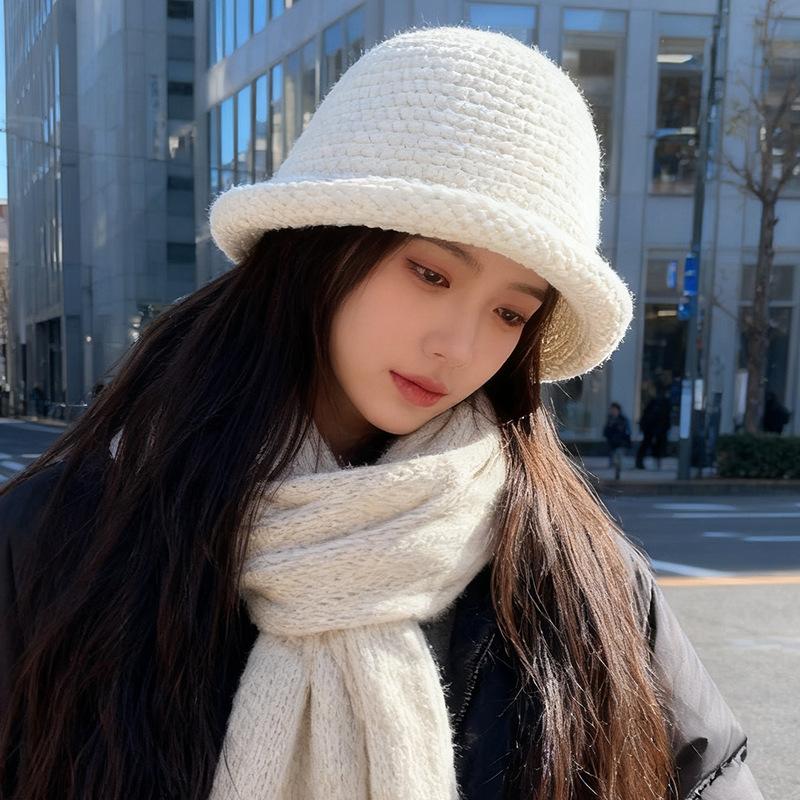 Autumn and Winter Thickened Woolen Fisherman's Hat for Women Curled Basin Hat Solid Color  Versatile Warm  Face Showing  Small Knitted Hat for Men