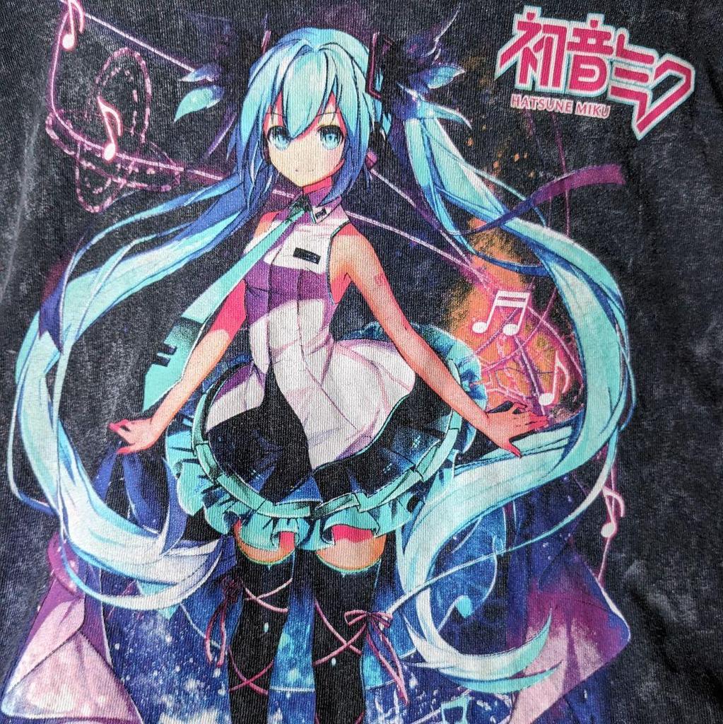 [USED] Hatsune Miku Graphic Print Anime T-Shirt VOCALOID Oversized