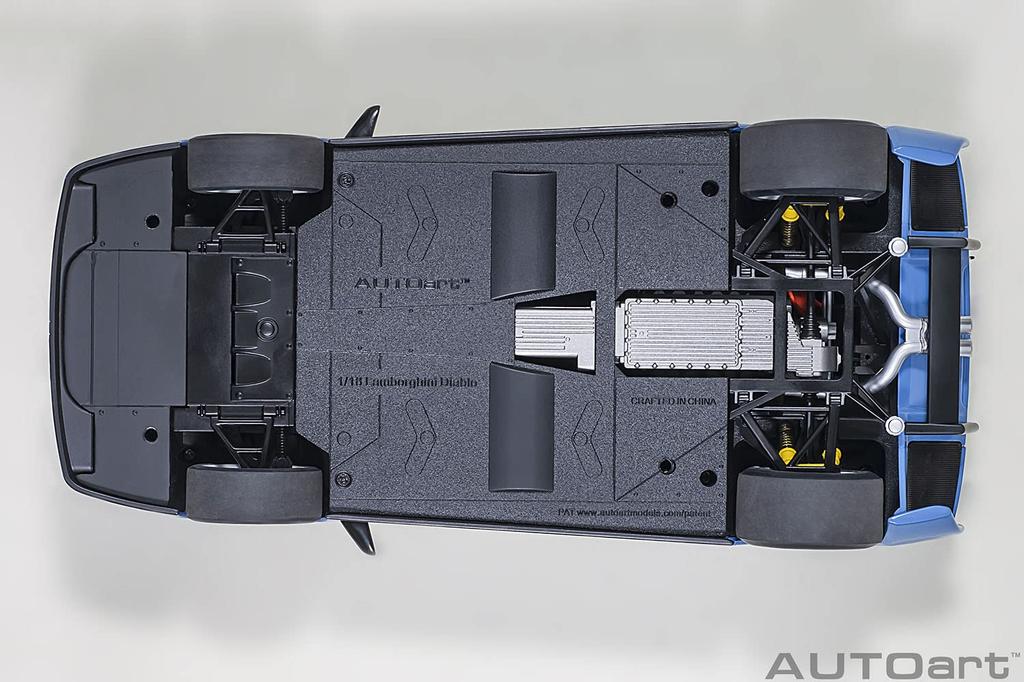 AUTOart 1/18 Scale Lamborghini Diablo SV-R BLU LE MANS (Blue) Finished Model 79148