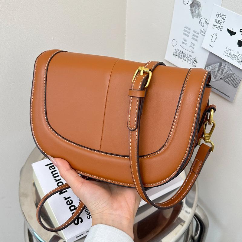 Saddle Bag, Simple and Fashionable, for Daily Commuting, Casual Single-shoulder Crossbody Bag