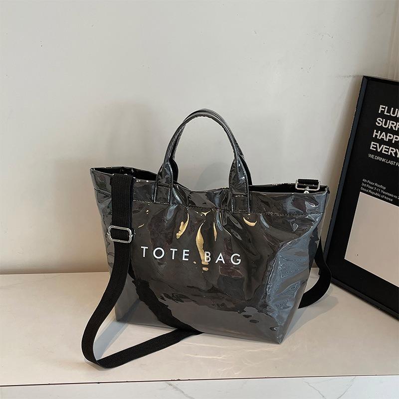 Large-capacity kraft paper jelly bag, transparent waterproof tote bag, fashionable one-shoulder messenger tote at work