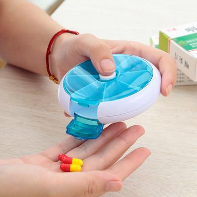 Dönen Yedi Bölmeli Küçük Hap Kutusu Taşınabilir Bir Haftalık Hap Kutusu Mini İlaç Kutusu Saklamak İçin