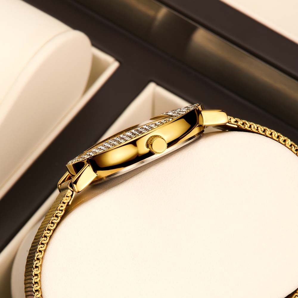 Yalalusi Niche Women's Quartz watch Triangular Luxury Women's WristWatch Diamond-Set Dial Fashionable Women's Watch reloj mujer