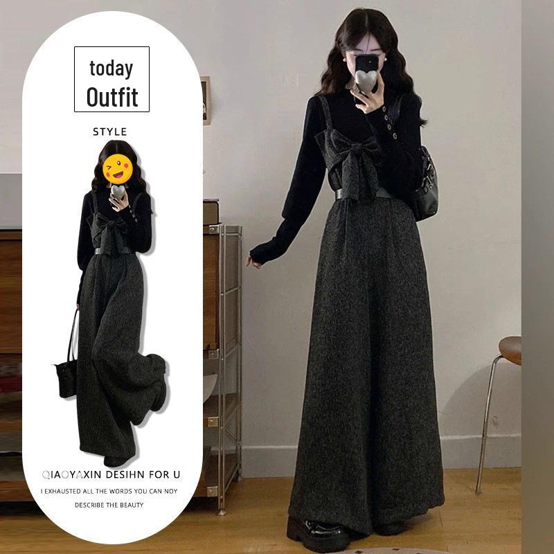 

Retro Hong Kong Style Wool Blend Two-Piece: Slim-Fit Layer & Bowknot Overalls, Brightens Skin, High-End Feel, Autumn/Winter 2025 Trend M [95-105 kg]