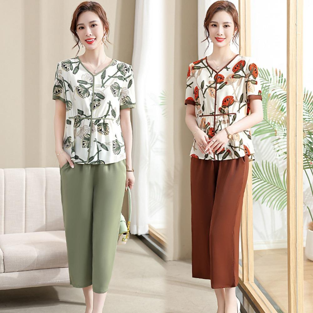 Women's Regular Fit Two Piece Set Short Sleeve Floral Top Elastic Waist Cropped Pants Matching Outfit