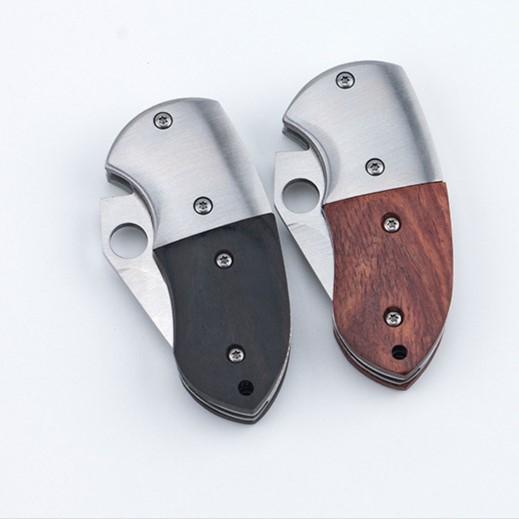 Stainless Steel Folding  Mini Knife Outdoor Camping Knife Fillet Knife fishing Express Parcel  Keychain Pocket Knife