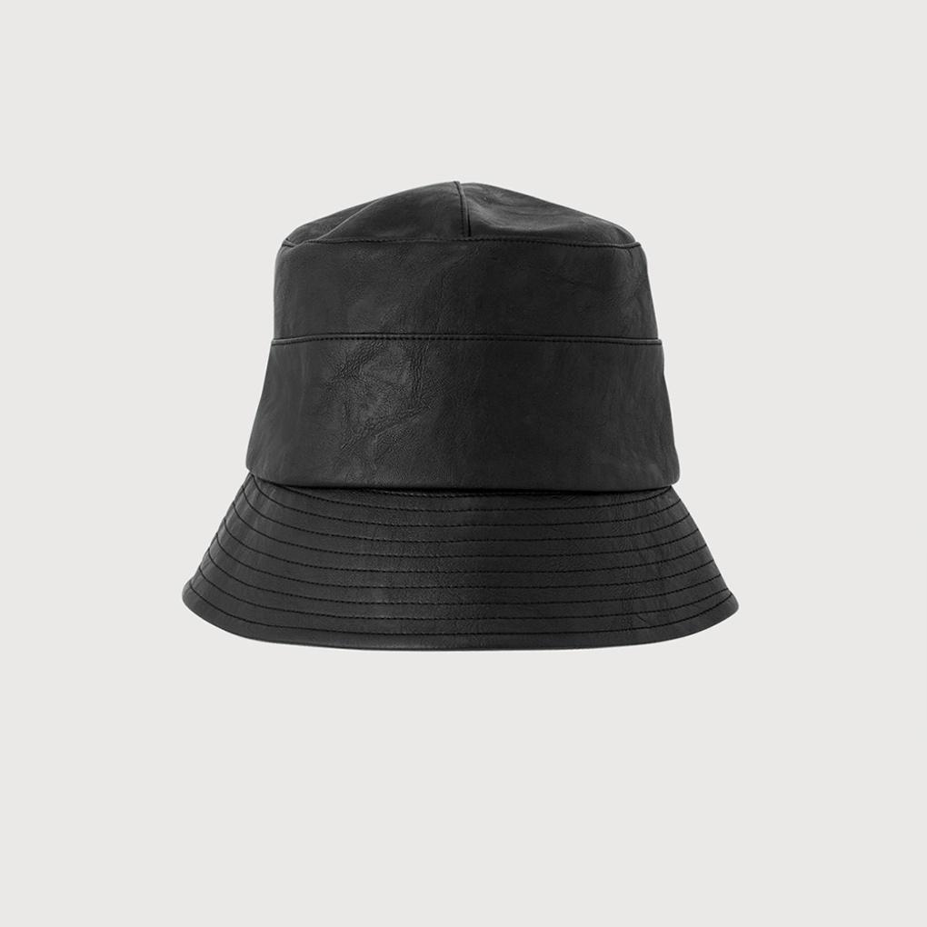 Faux Leather Bucket Hat_VYCXE3Z7311
