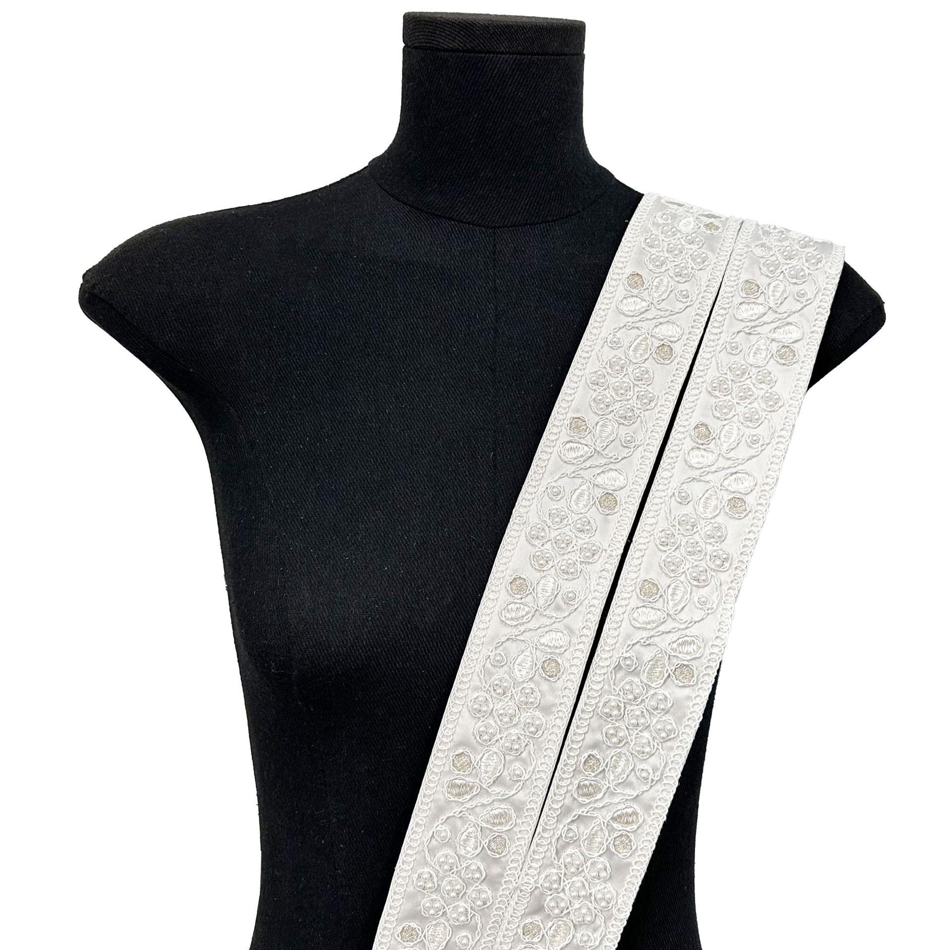 

5 см Белое кружево с вышивкой бисером, этнический стиль, тесьма, платье, занавеска, аксессуары для украшения T3043-1 one size (minimum order of 200)