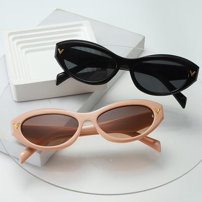 Trendy Cat Eye Sunglasses For Women UV Protection High End Letters V Design Personalized Fashion 77115