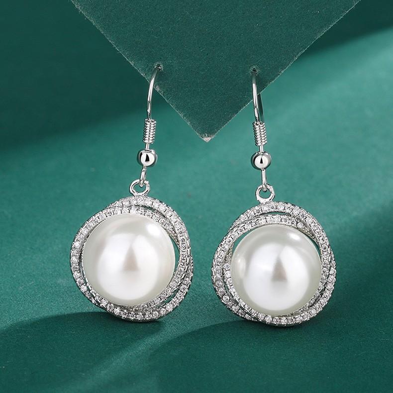 European, American and Australian Pearl Necklace Women's New Pearl Collarbone Chain Freshwater Pearl Stud Earrings White Shell Pearl Ring