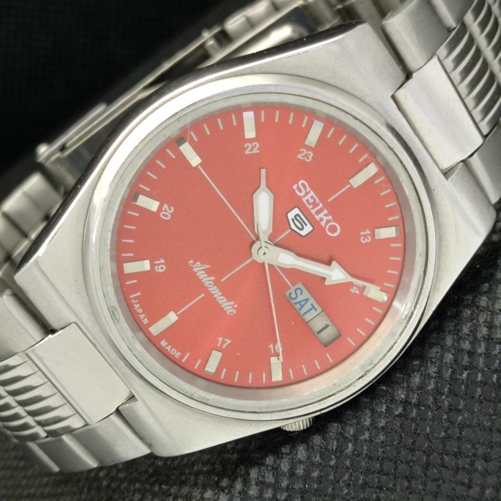 

Б/У винтажные часы SEIKO 5 AUTOMATIC 7009A JAPAN MENS D/D RED WATCH 573-a304449-9 SKU573-a304449