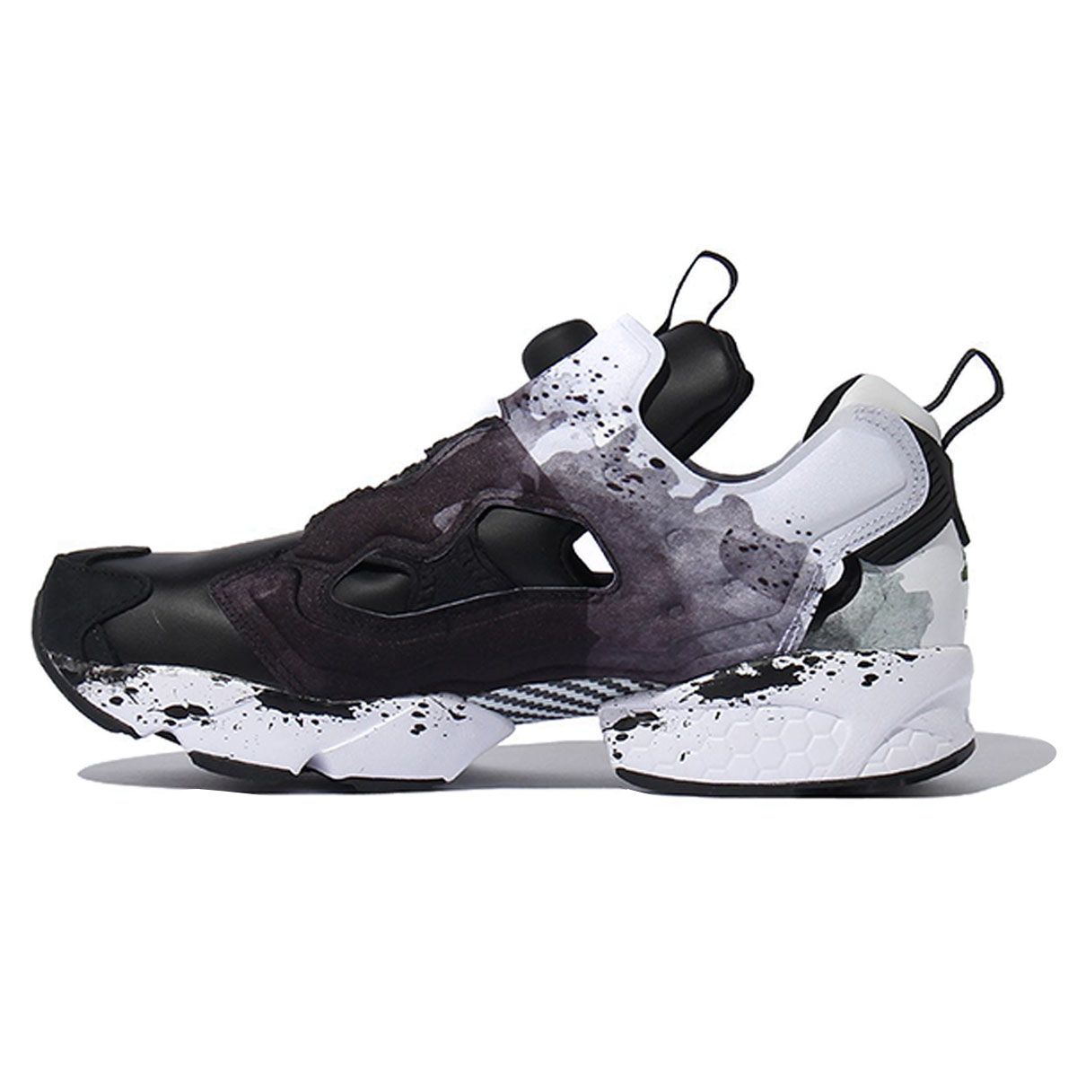 

Черно-белые кроссовки унисекс Reebok Yoshio Kubo x InstaPump Fury OG FY3044
