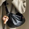 Fashion Large Capacity Tote Bag Classic Black Underarm Crossbody Bags for Women Lightweight Shoulder Bags Versatile Dumpling Bag