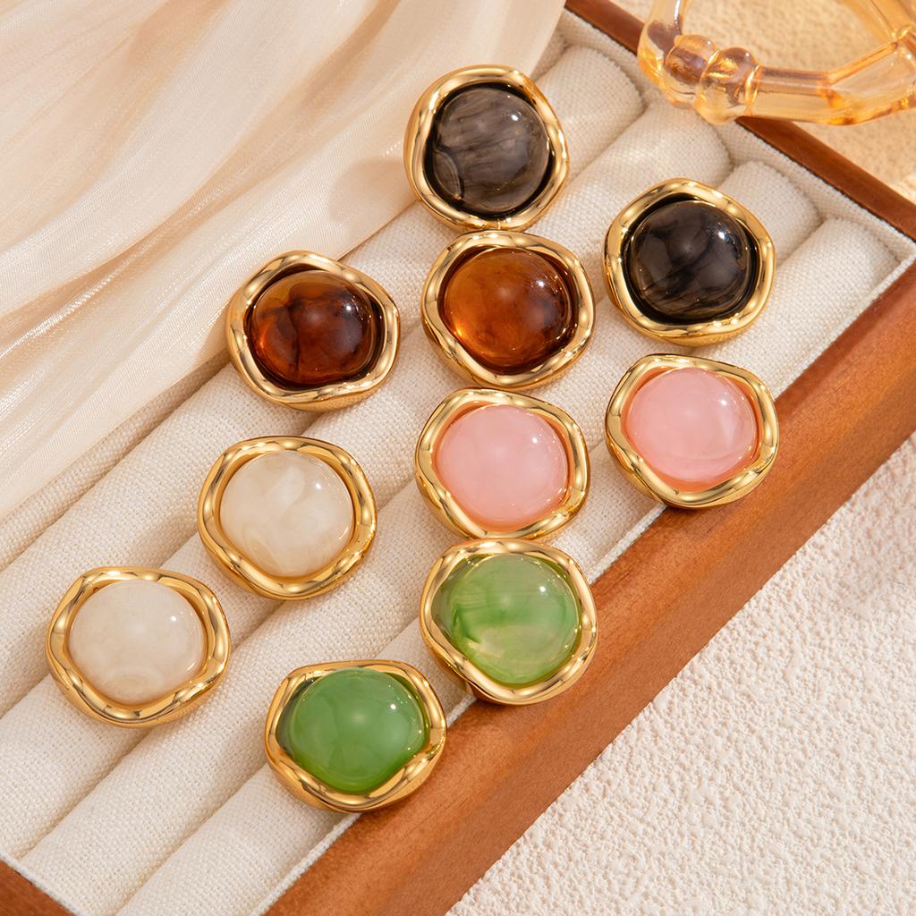Salircon Vintage light Brown White Pink Resin Stud Earrings Women 18K Gold Plated Stainless Steel Piercing Ear Accessory Jewelry