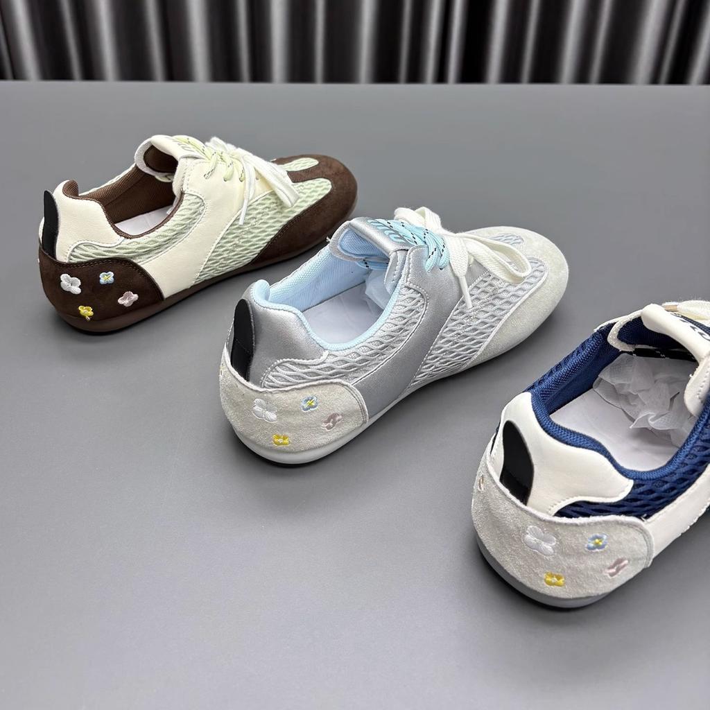 Mesh lace-up little white shoes women's 2025 summer new fashionable versatile comfortable retro breathable student casual board shoes
