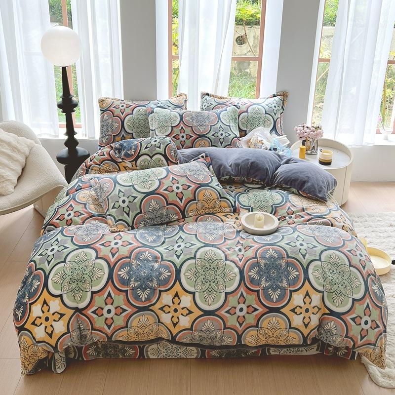 Set din patru piese din catifea cu lapte proaspăt de iarnă, husă de pilotă din flanel din catifea cu două fețe cu imprimare antistatică și set din trei piese din catifea