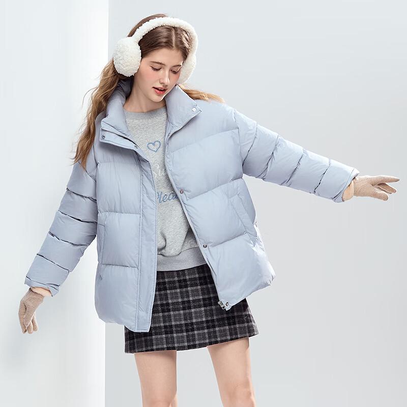 Betu Women's Letter Embroidered Lace-Sleeve Sweatshirt