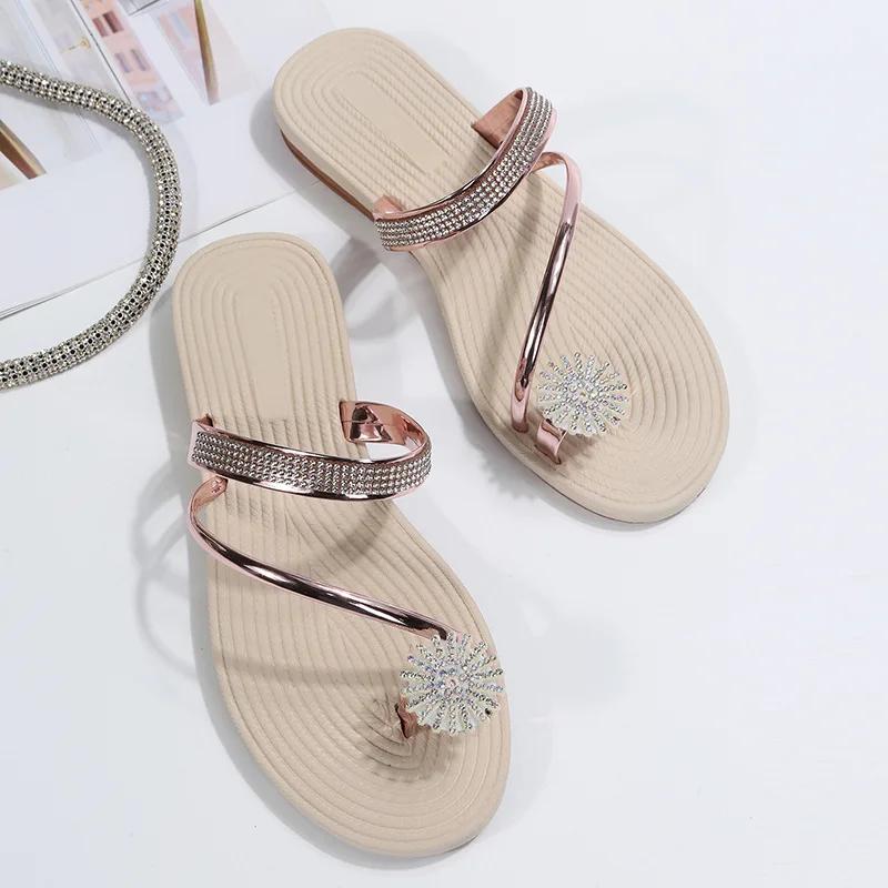 Fashion Women Summer Flat Rhinestone Flower Beach Slippers Comfy Clip Toe Lady Flat Beach Sandals Casual Female Flip Flops Zapatos Mujer