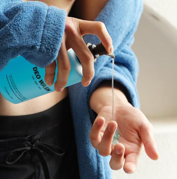 W.DRESSROOM Perfect Deo Wash 500ml – Refreshing Body Wash for Odor Care