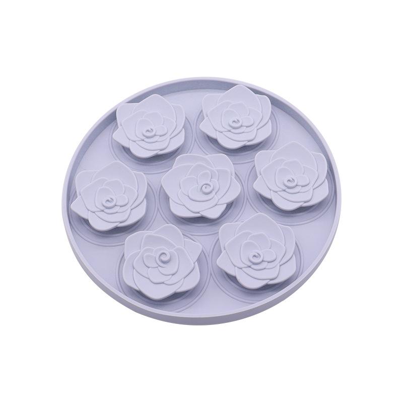 Rose Flower Silicone Pet Slow Food Bowl with Suction Cup Easy To Clean Scientific Feeding Portable Dog Lick Mat Plato Para Perro