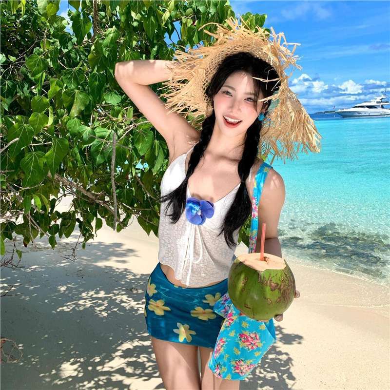 

New pure desire wind sweet babes split skirt bikini swimsuit sexy seaside island beach vacation hot spring S