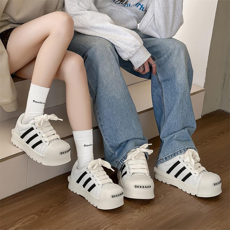 3716 men's and women's trend high street versatile thick-soled heightening bread shoes niche design sense big head casual sports board shoes