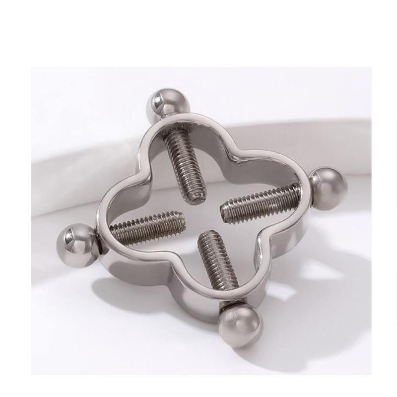 2Pcs Stainless Steel Clamps Body Jewelry Clover Rings Clips