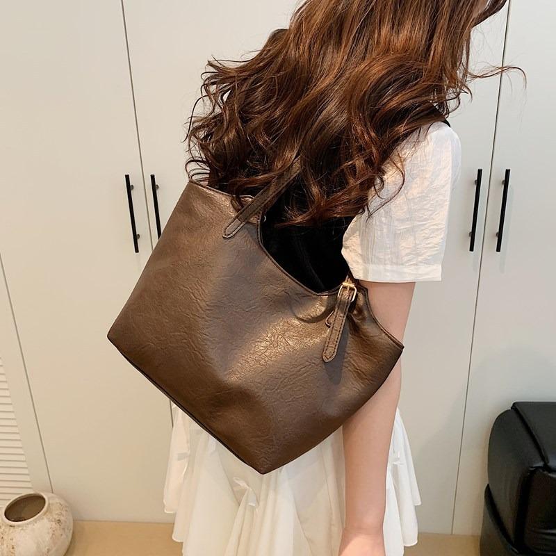 Retro Large-capacity New Versatile Handbag Tote Bag Fashionable Shoulder Underarm Bag Commute To Work