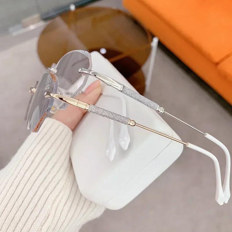 Men Women Luxury Design Reading Glasses Diamond Rimless Presbyopia Eyeglasses Unisex Ultralight Far Sight Plus Diopters 0+4.0