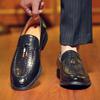 Designer New Gentleman Tassels Loafers Men's Pointed Slip On Patent Leather Formal Wedding Prom Dress Homecoming Footwear