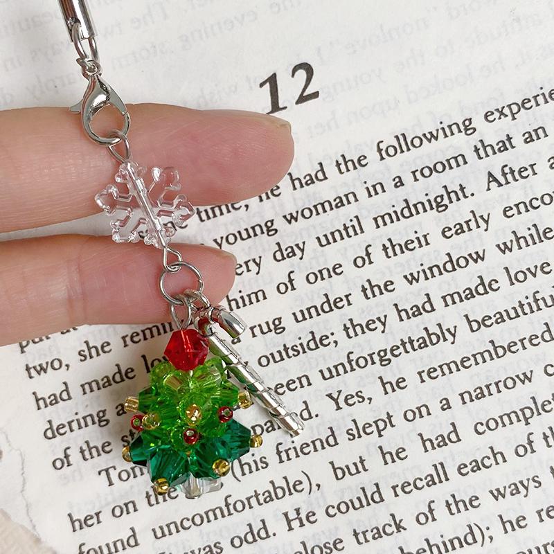 Y2K Trendy Christmas Tree Keychain Cute Star Tassel Keyring Pendant Ins Style Aesthetic Girly Phone Lanyard Bag Charms Xmas Gift