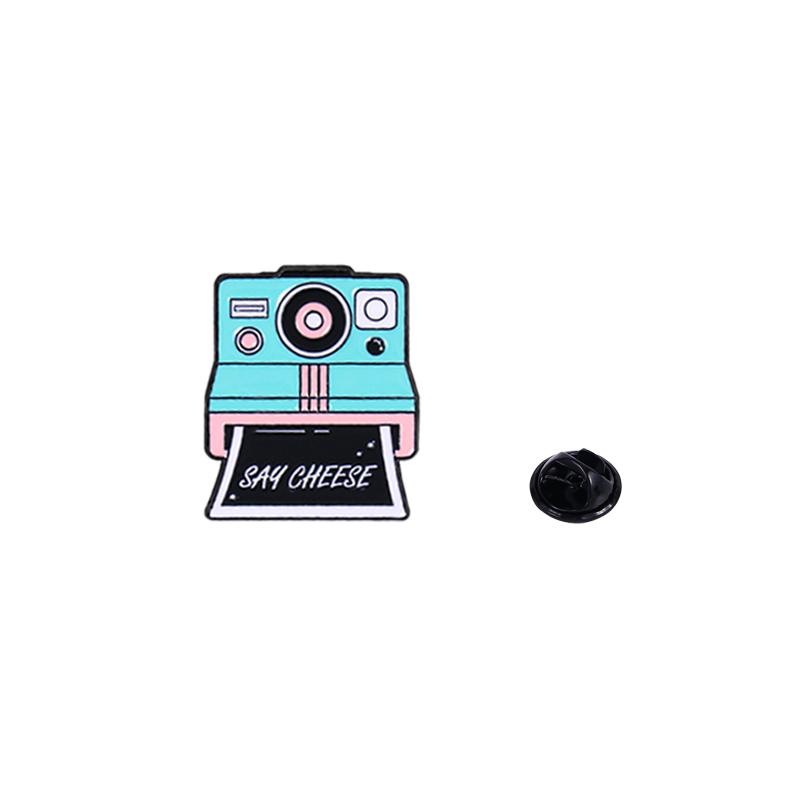 New 90s Vintage Series Enamel Brooches Retro Camera Tape Phonograph Record Telephone Shaped Lapel Pins