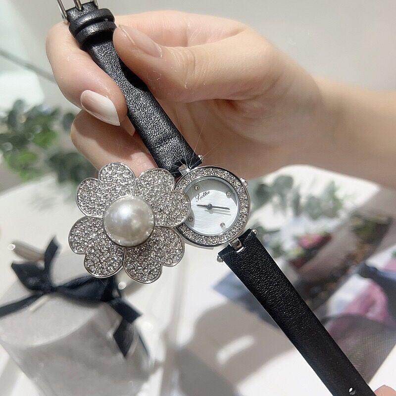 Women Quartz Watch Luxury Flower Pearl Orologio Vintage New Elegant Female Diamond Crystal Inlay Case Watches Ladies Wristwatch