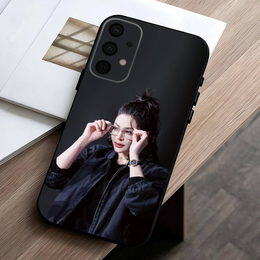 Faye Peraya Malisorn Handyhülle für Samsung Galaxy A73, A72, A71, A70, A53, A52, A51, Andere Weiche Schwarze Hülle