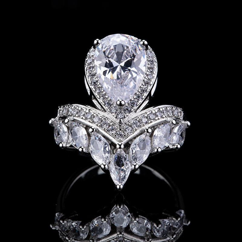 Light Luxury Horse'S Eye Water Drop-Shaped Simulation Diamond Ring Luxury Temperament Women'S Wedding Diamond Ring Ring