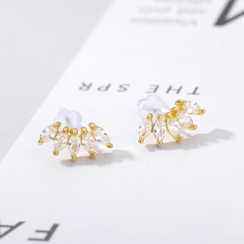 Temperament Fashion Zircon Flower Spike Earrings Earrings Women's Exquisite Versatile Premium Leaf Silver Needle Earrings