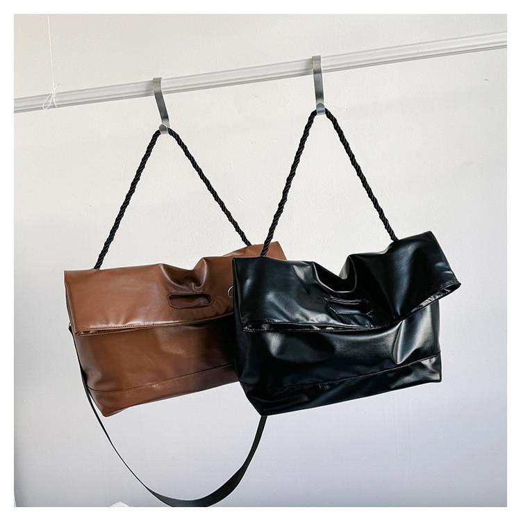 Pu Crossbody Bag With Zipper Closure For Daily Use Womens Streetwear Small Handbag