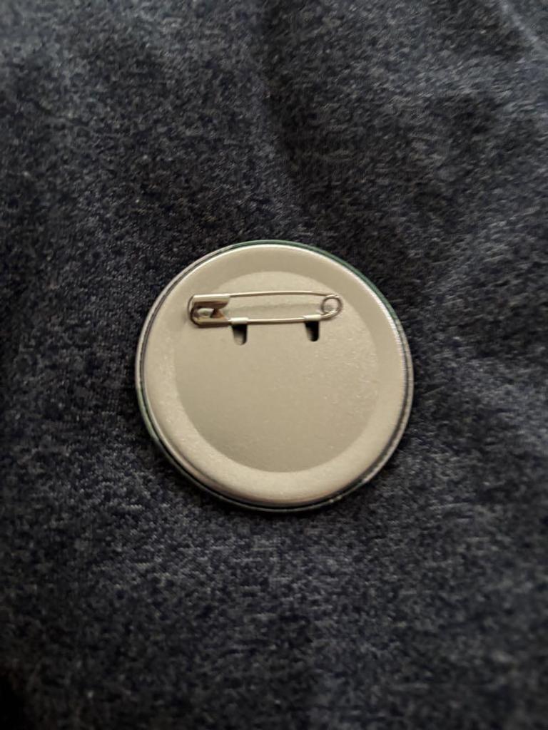 [USED] EBiDAN Museum 2025 Sakura Shimeji Postcard & Button Badge