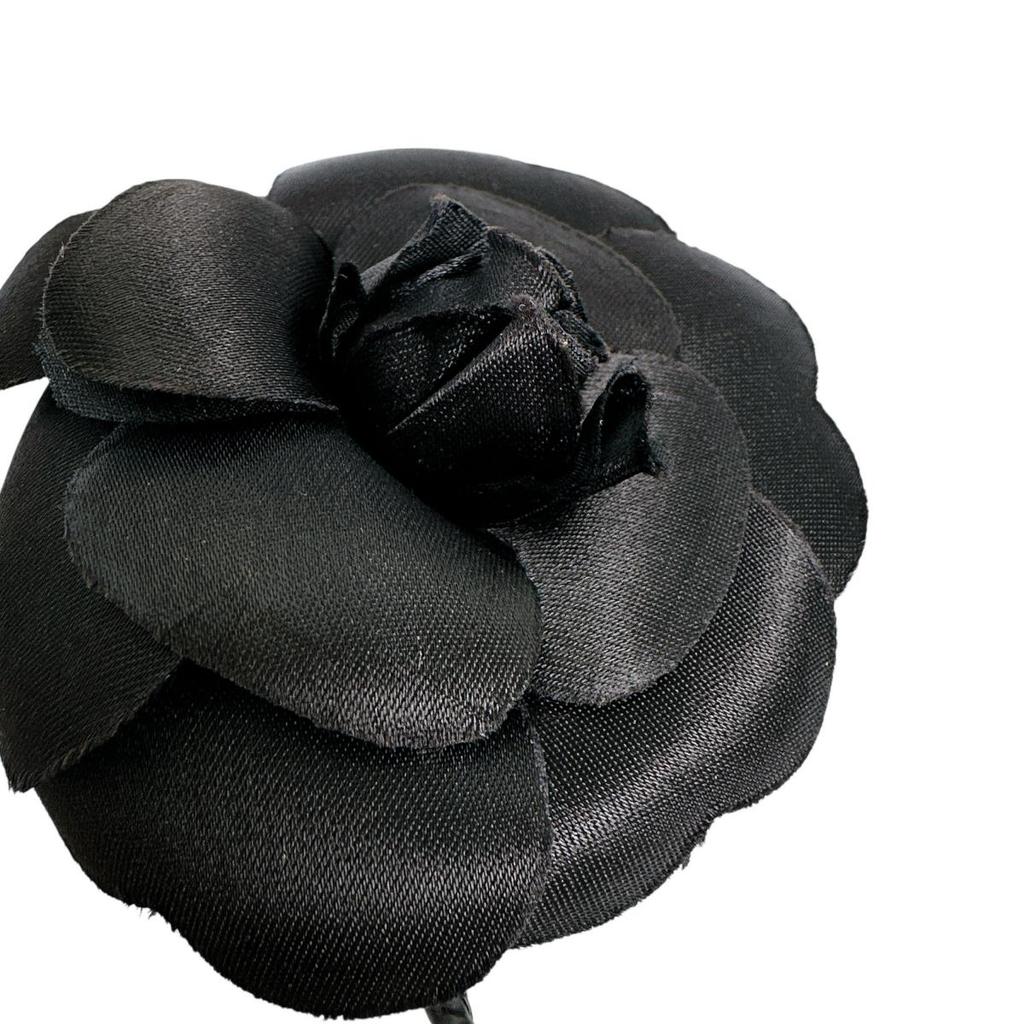 Chanel Kamelienbrosche schwarz Damen Gebraucht
