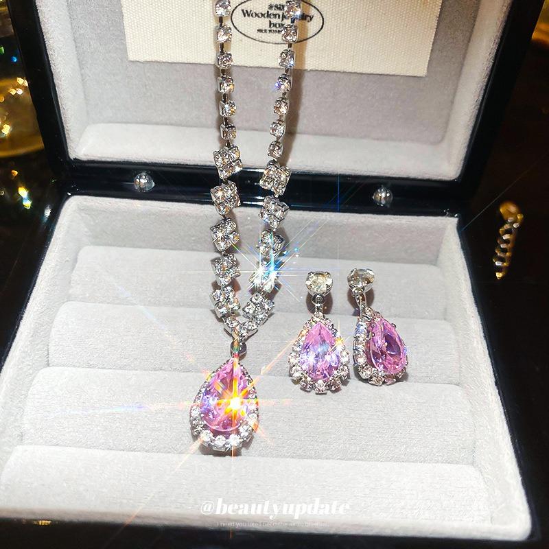 Court style diamond set, water drop pink diamond pendant, earrings, necklace set, exquisite temperament collarbone chain, light luxury fashion jewelry