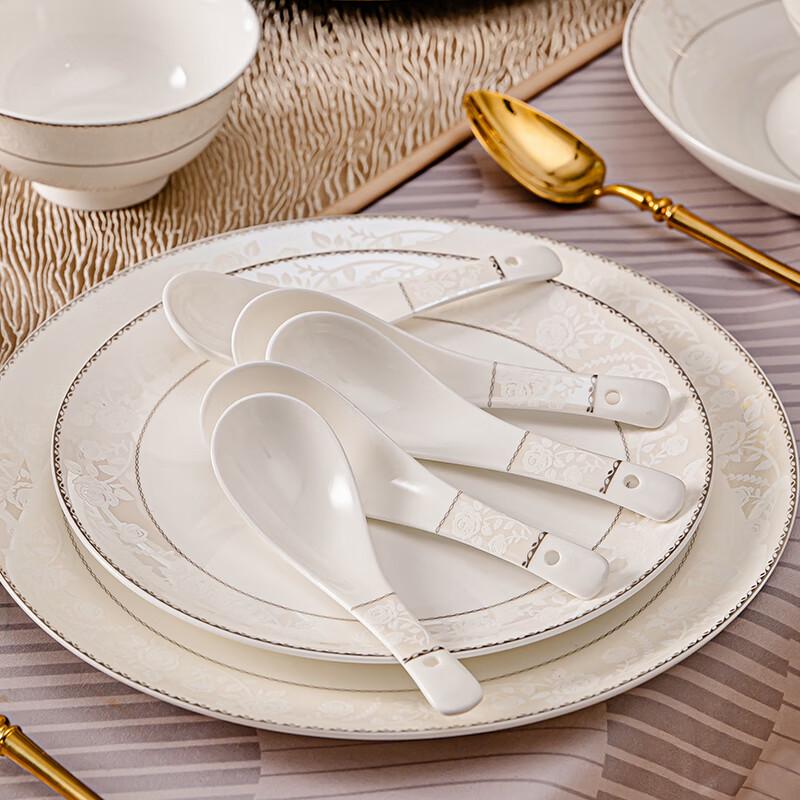 Jingdezhen 82-teiliges Rose Love Chinesisches Keramik-Geschirrset